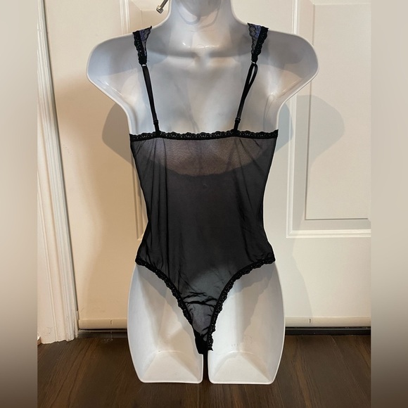 Hanky Panky black and blue lace bodysuit medium - Picture 3 of 4